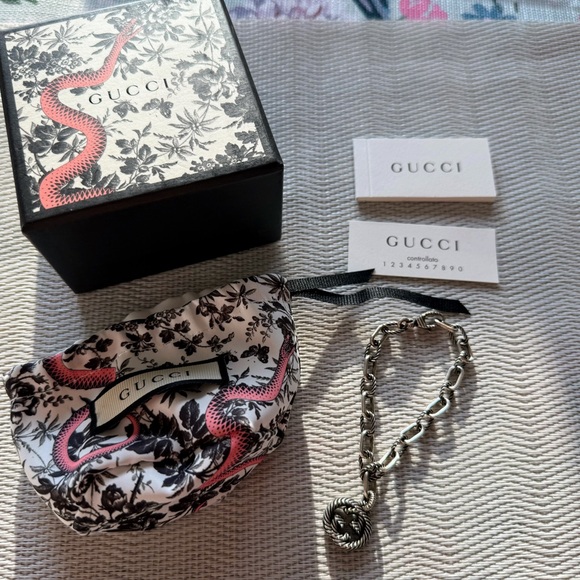 Gucci Silver Interlocking G Twisted Chain Bracelet - Picture 2 of 4